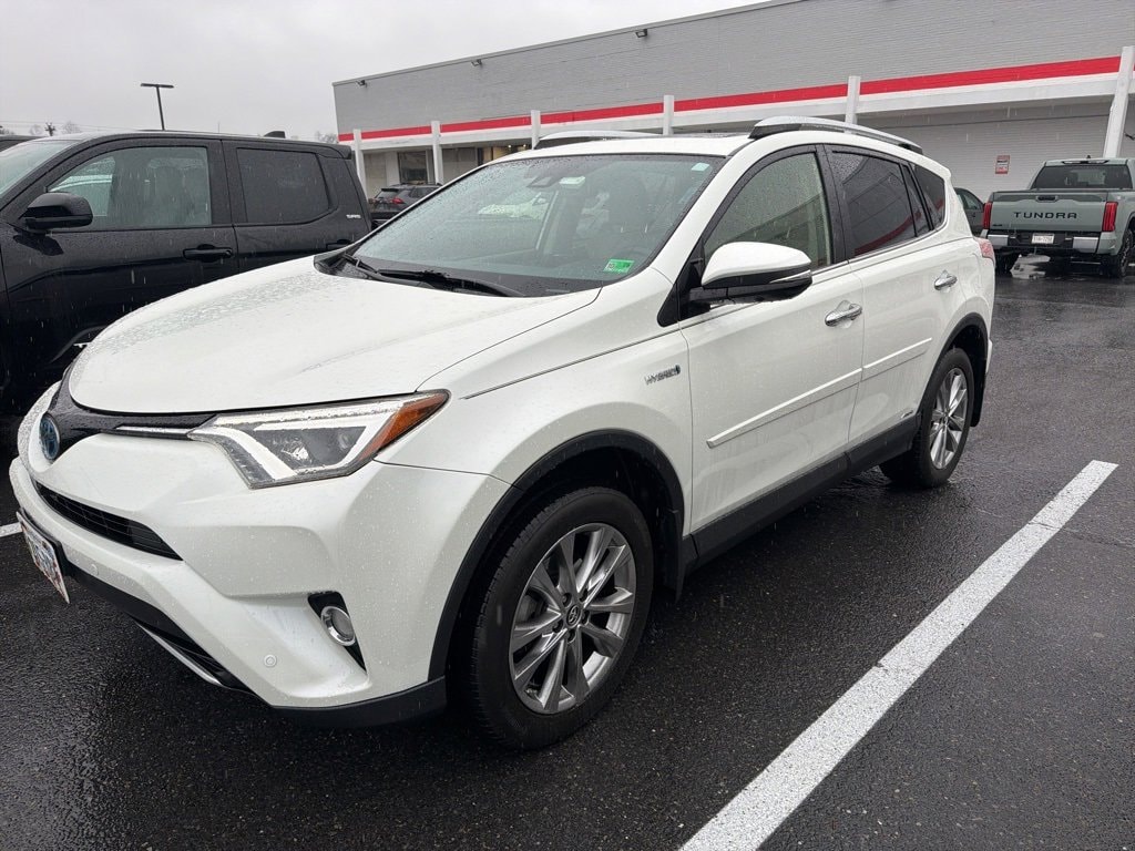 2016 Toyota RAV4 Limited's photo