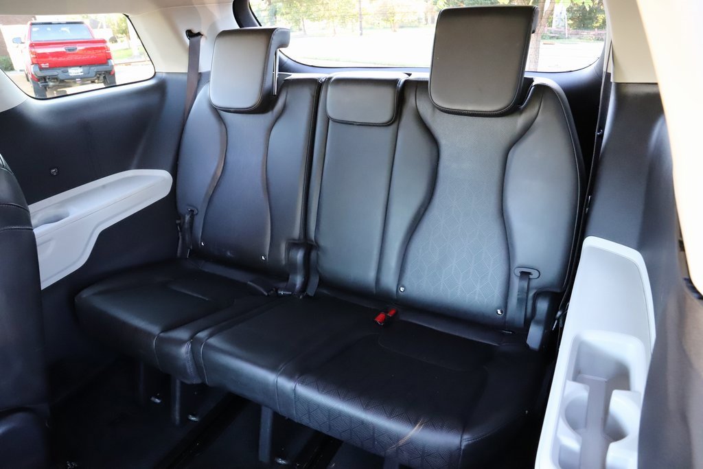 2022 Kia Carnival LXS photo 15