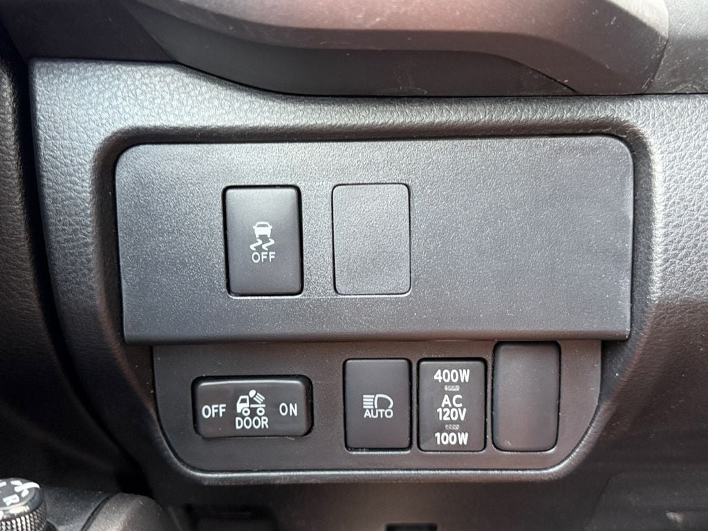 2023 Toyota Tacoma TRD Sport - Photo 22