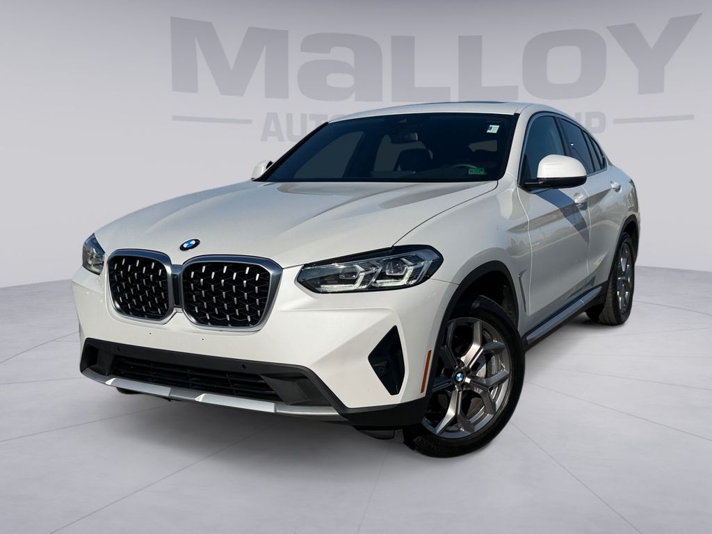 2022 BMW X4