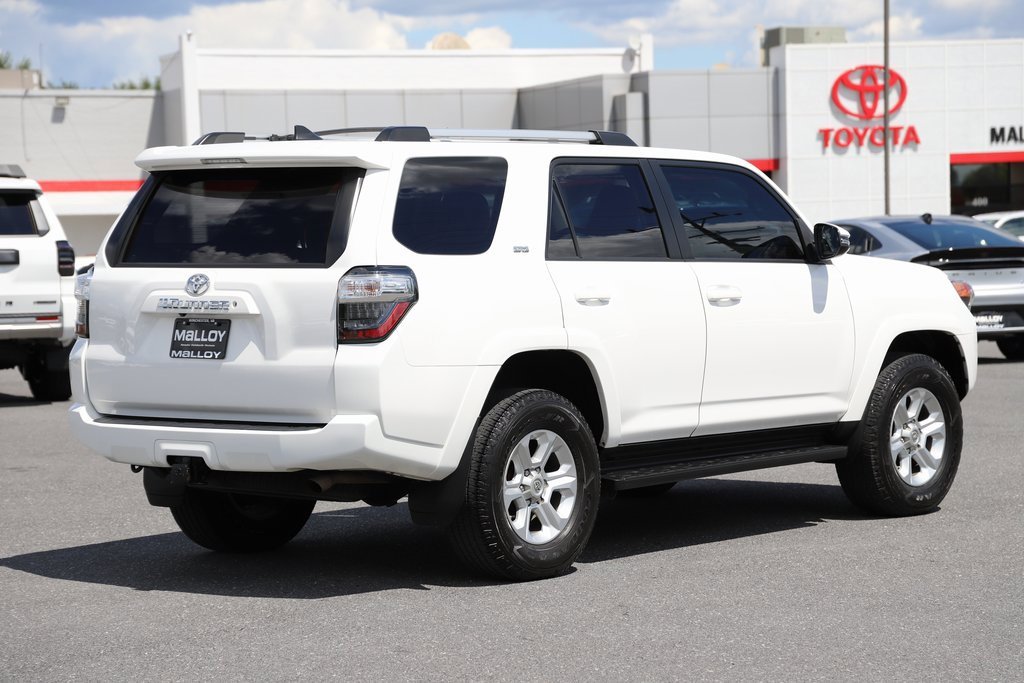 2019 Toyota 4Runner SR5 Premium photo 3