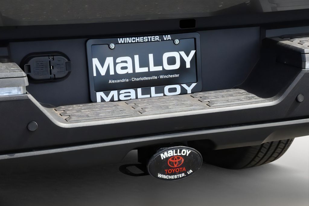 2025 Toyota Tundra SR5 - Photo 14