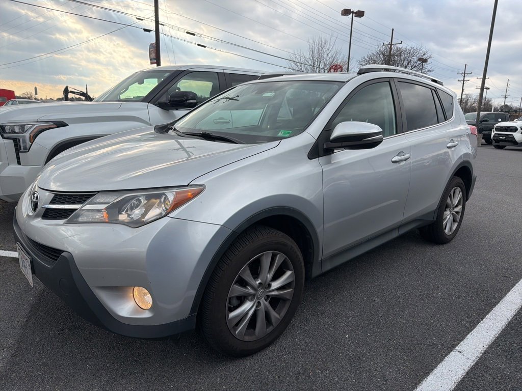 2015 Toyota RAV4 Limited's photo