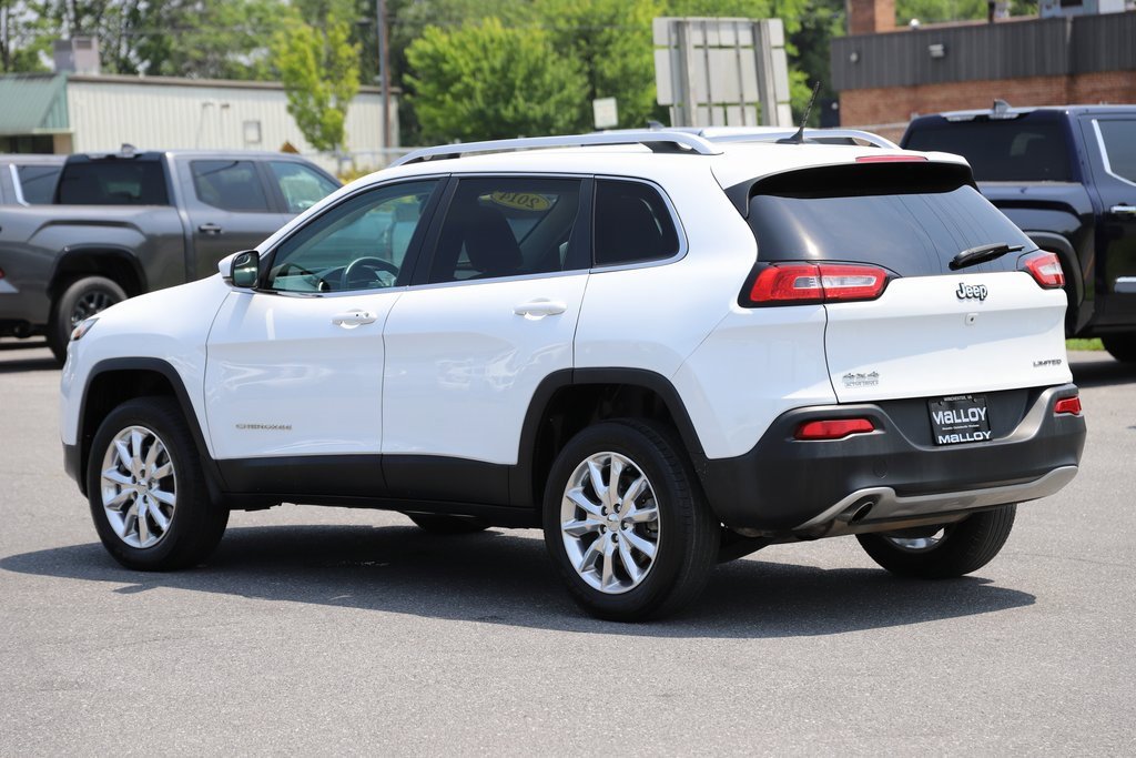 Used 2014 Jeep Cherokee Limited with VIN 1C4PJMDB4EW300384 for sale in Winchester, VA
