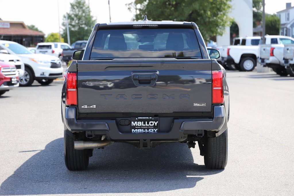 2024 Toyota Tacoma SR5 Double Cab photo 3