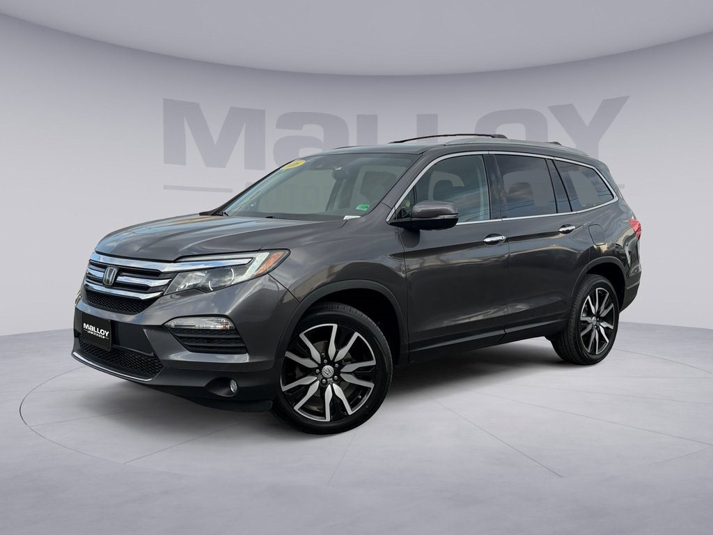 2016 Honda Pilot Touring's photo