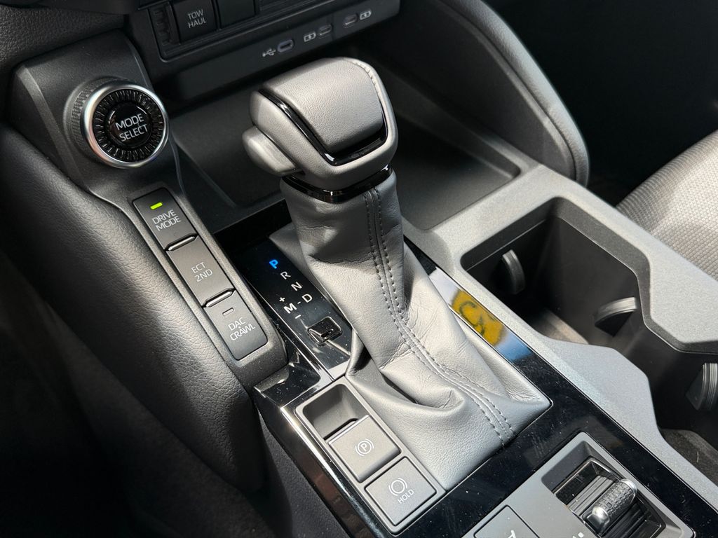 2025 Toyota Land Cruiser 27