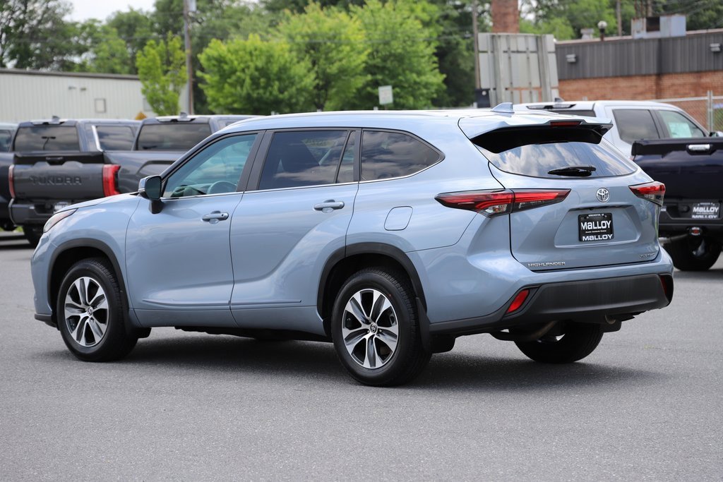 Certified 2024 Toyota Highlander XLE with VIN 5TDKDRBH1RS539337 for sale in Winchester, VA