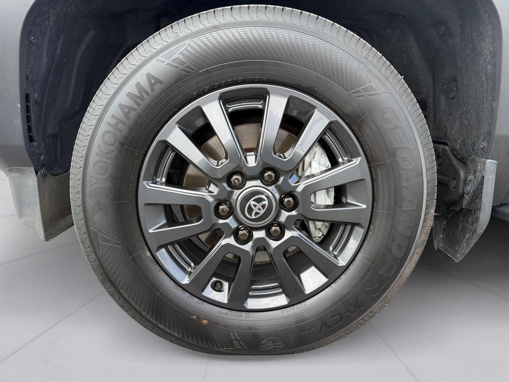 2025 Toyota Land Cruiser 9