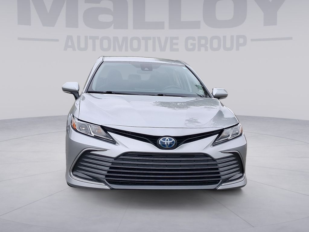 2022 Toyota Camry LE - Photo 8