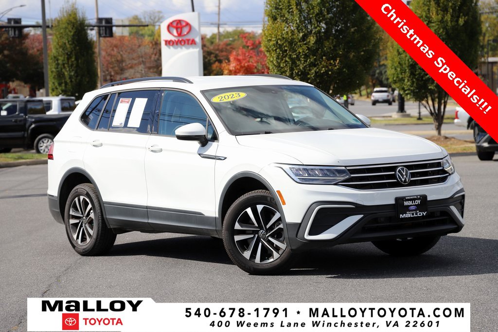 2023 Volkswagen Tiguan S's photo