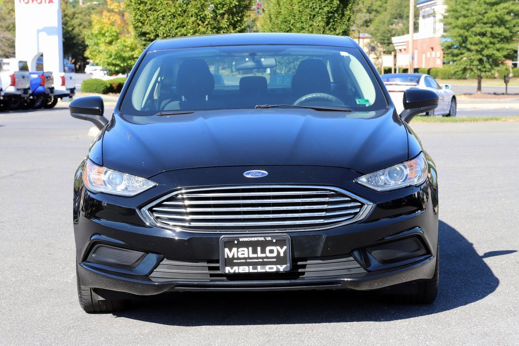 2018 Ford Fusion SE photo 4