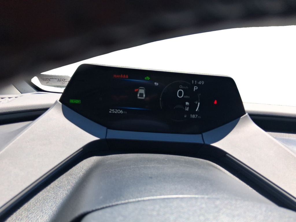 2025 Toyota Prius LE - Photo 14