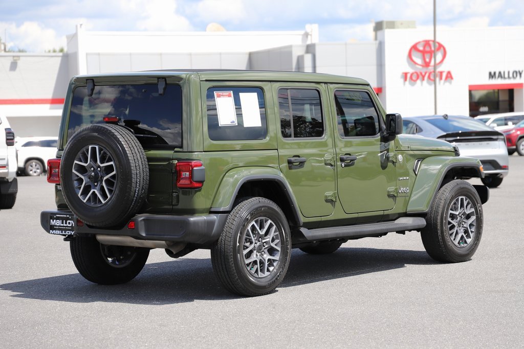 2024 Jeep Wrangler Sahara photo 4