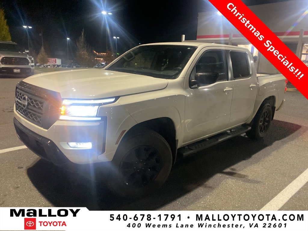 2023 Nissan Frontier SV's photo