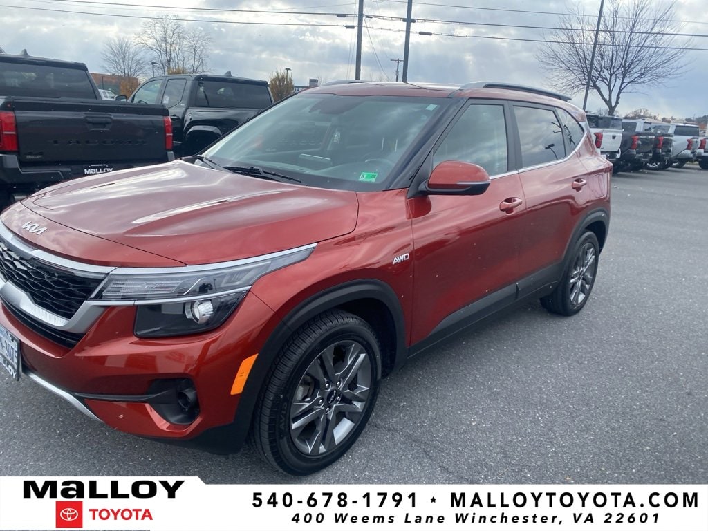 2022 Kia Seltos S's photo