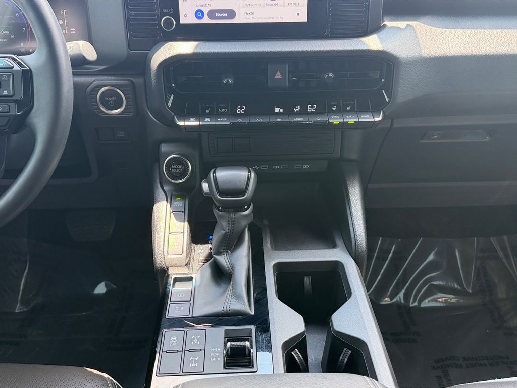 2025 Toyota Land Cruiser 15