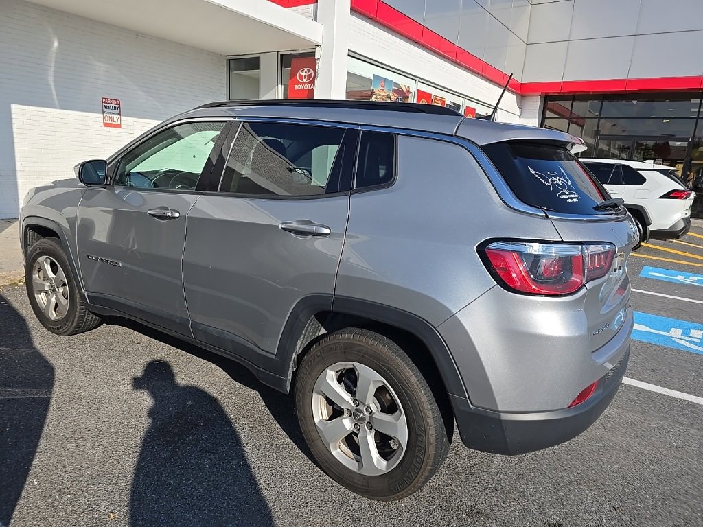 2019 Jeep Compass Latitude photo 3