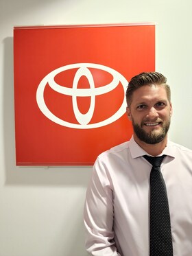 Staff member David Hoppe from ID_d9ec179ba6ad