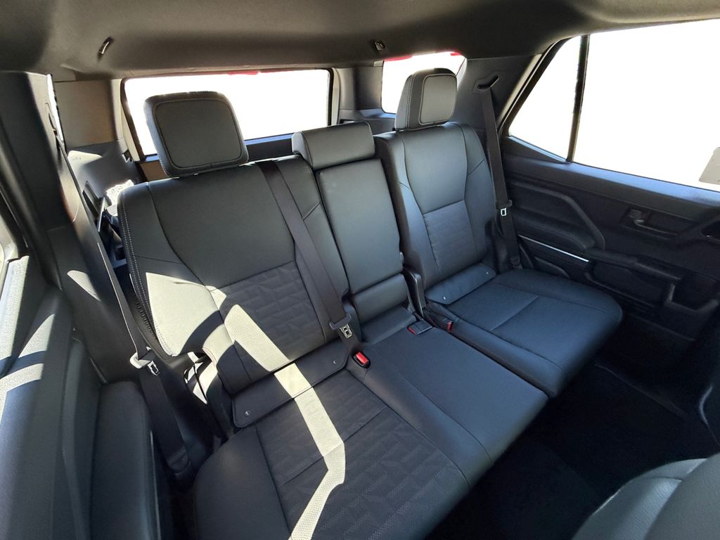 2026 Toyota 4Runner TRD Off-Road Premium - Photo 18