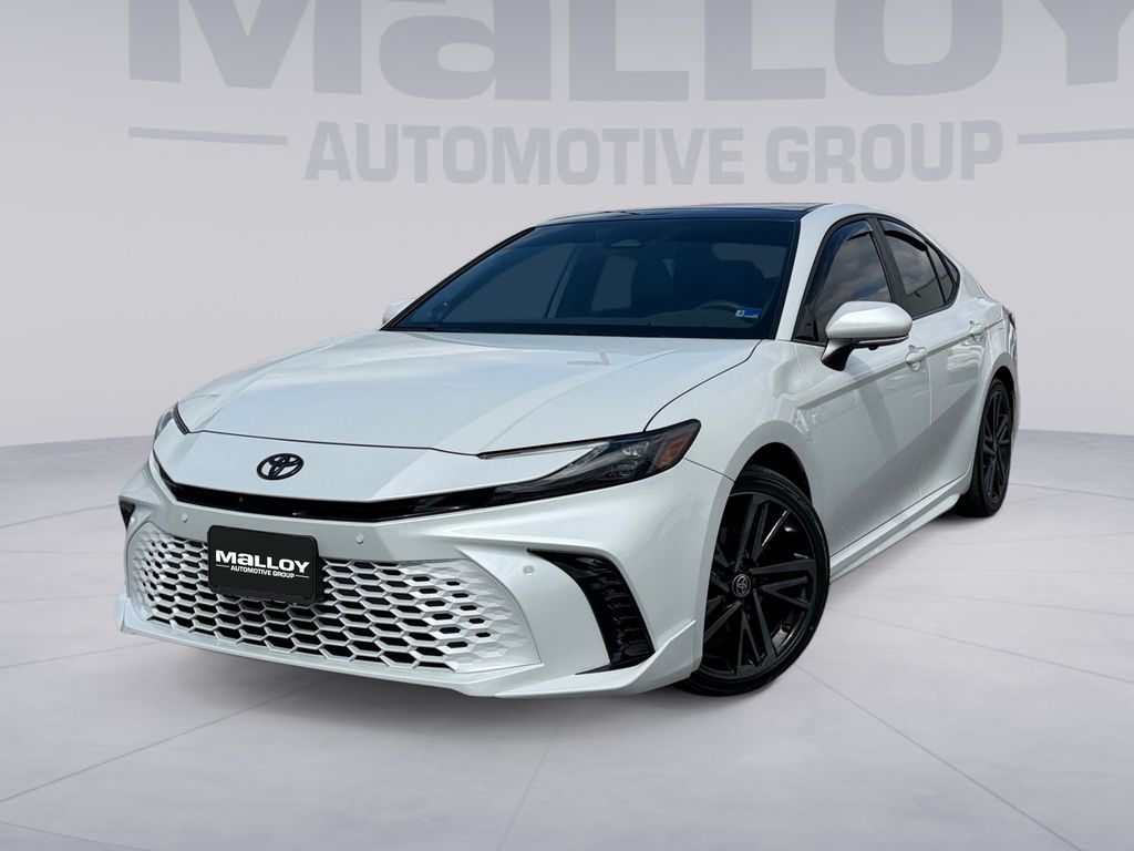 2025 Toyota Camry XSE FWD