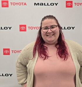 Staff member Sarah Harkins from ID_0fa81002fe33