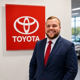 Staff member Zachary Newland from ID_59a21ca21633