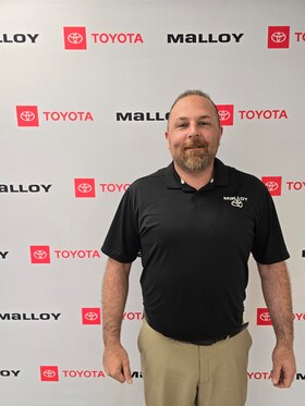 Staff member Frank Lewis from ID_326ba81e3c3f