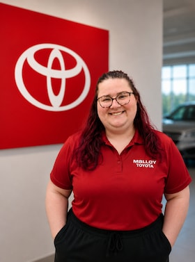 Staff member Sarah Harkins from ID_0fa81002fe33