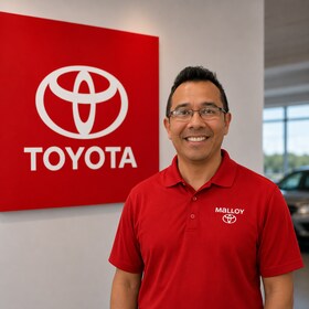 Staff member Hector Espinoza from ID_c02461
