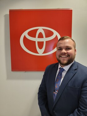 Staff member Zachary Newland from ID_59a21ca21633