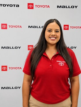 Staff member Melanie Robledo from ID_495ab301a384