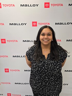 Staff member Briana Martin from ID_59a21ca21633