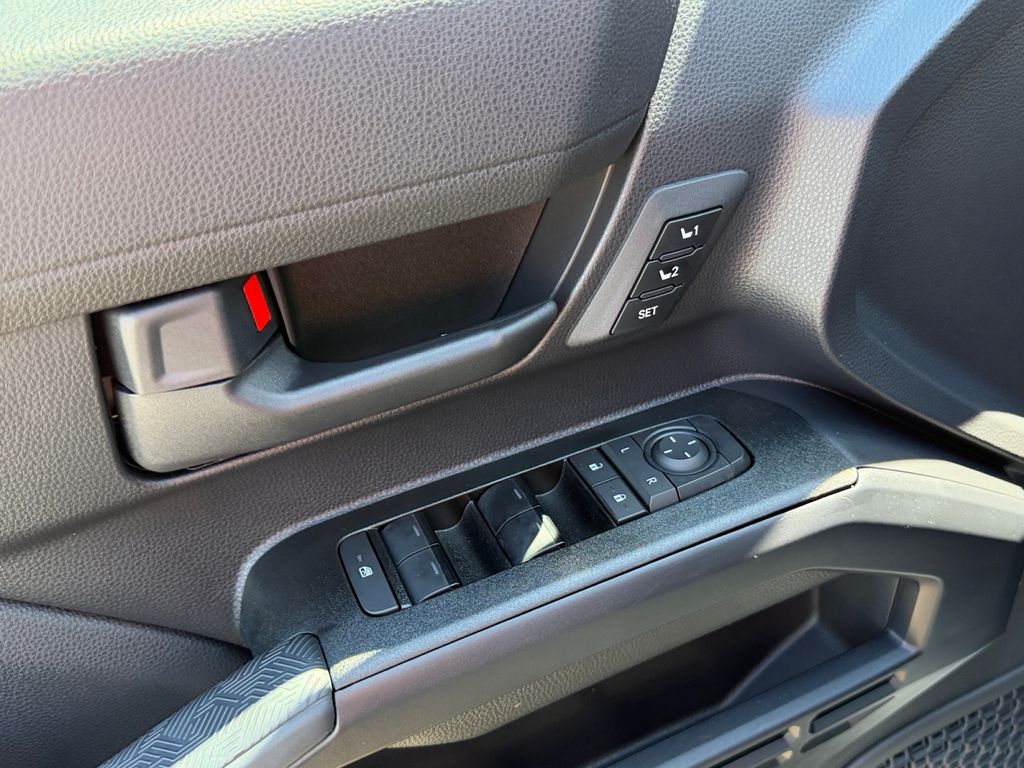 2026 Toyota 4Runner TRD Off-Road Premium - Photo 11