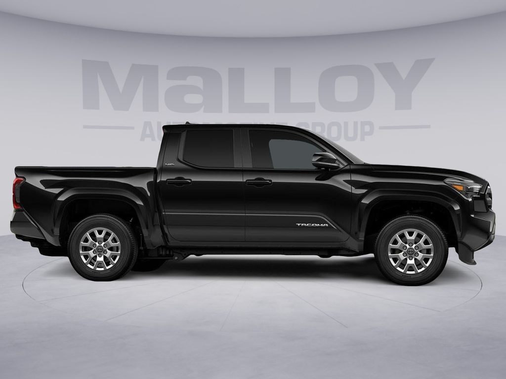 2026 Toyota Tacoma SR5 - Photo 13