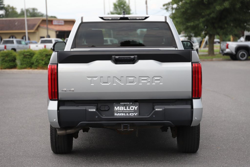 2022 Toyota Tundra SR5 CrewMax photo 3
