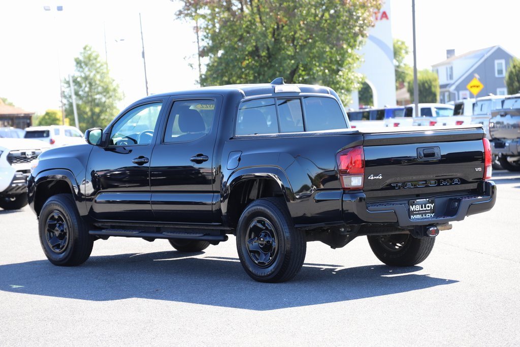 2022 Toyota Tacoma SR photo 2