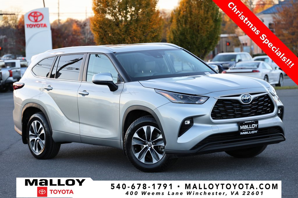 2024 Toyota Highlander Hybrid SUV 