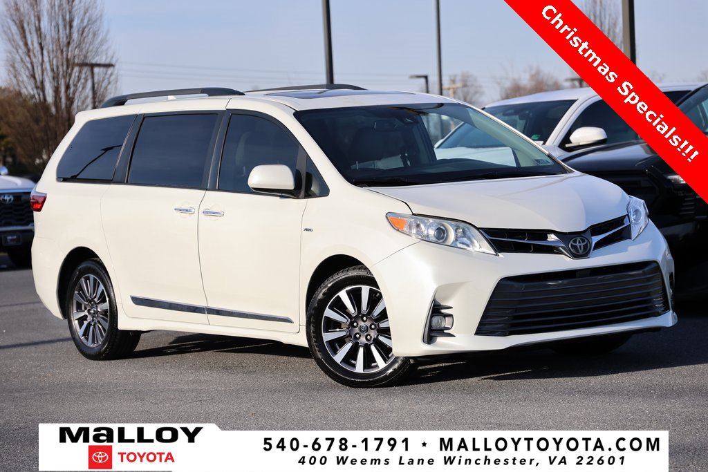 2018 Toyota Sienna XLE