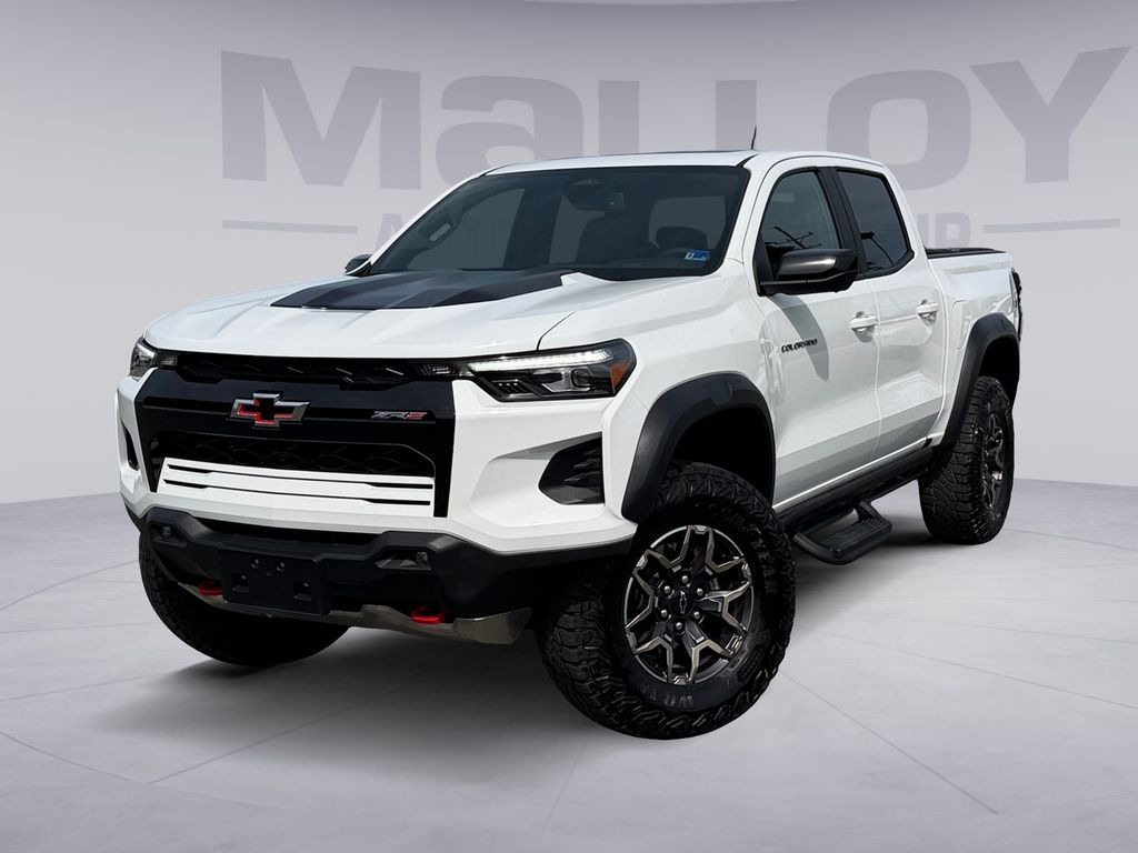 2026 Chevrolet Colorado ZR2 4WD's photo