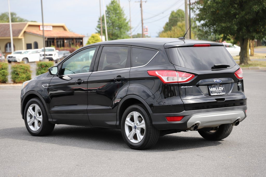 2016 Ford Escape SE photo 2