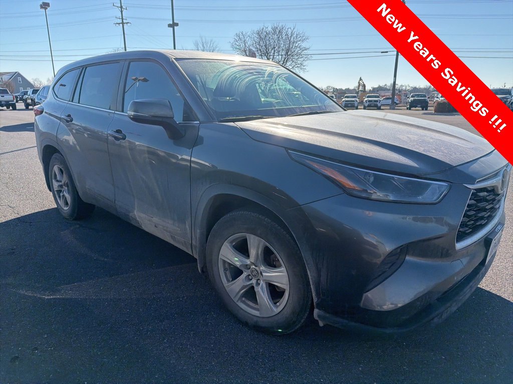 2023 Toyota Highlander L's photo