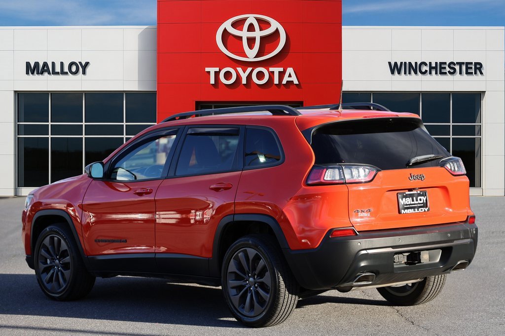 2021 Jeep Cherokee Latitude Lux photo 2