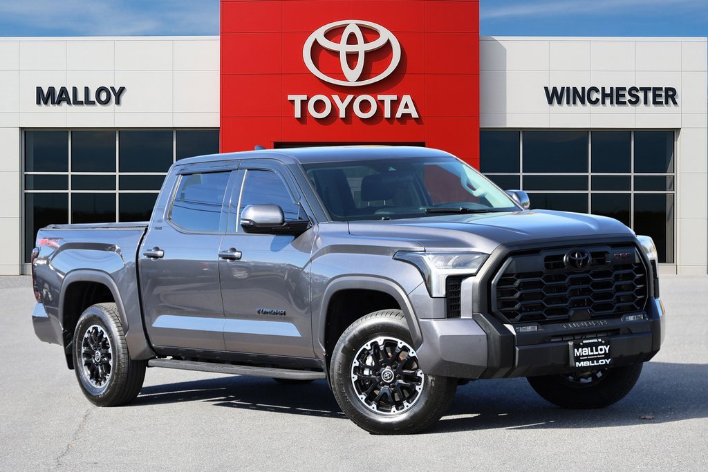 2022 Toyota Tundra SR5's photo