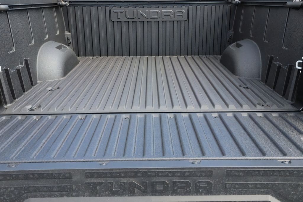 2025 Toyota Tundra SR5 - Photo 15