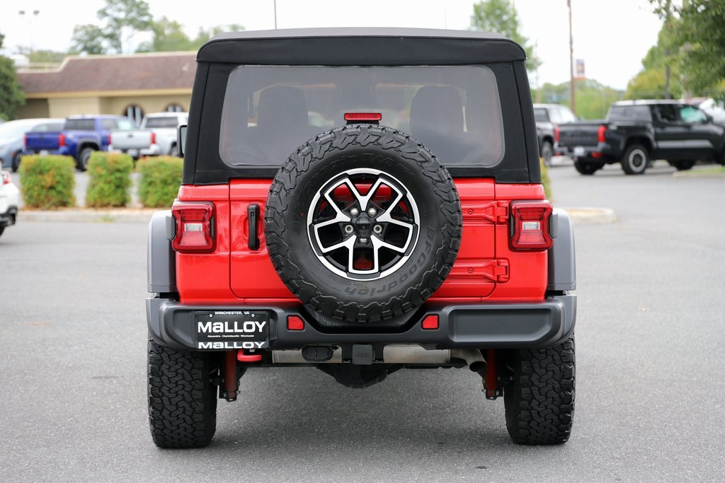 2024 Jeep Wrangler Rubicon photo 3