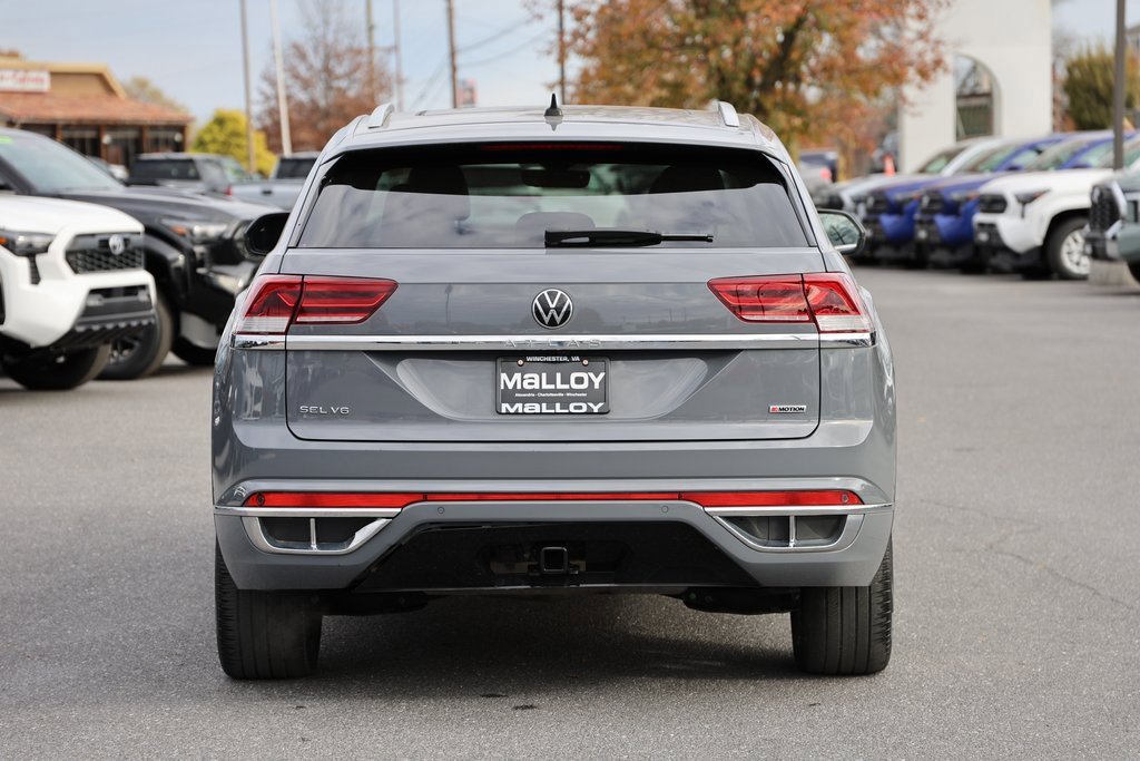 2022 Volkswagen Atlas Cross Sport V6 SEL Premium R-Line photo 4