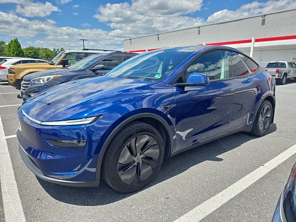 2026 Tesla Model Y's photo
