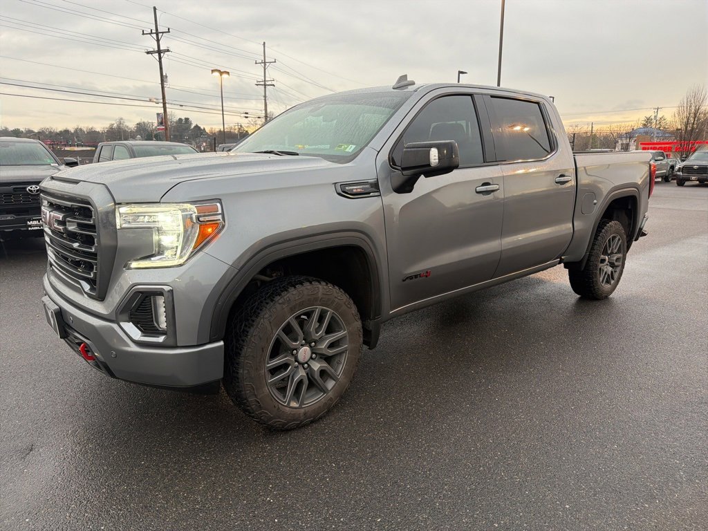 2022 GMC Sierra AT4's photo