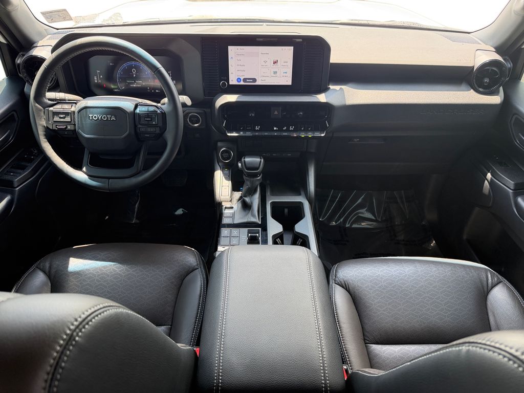 2025 Toyota Land Cruiser 12